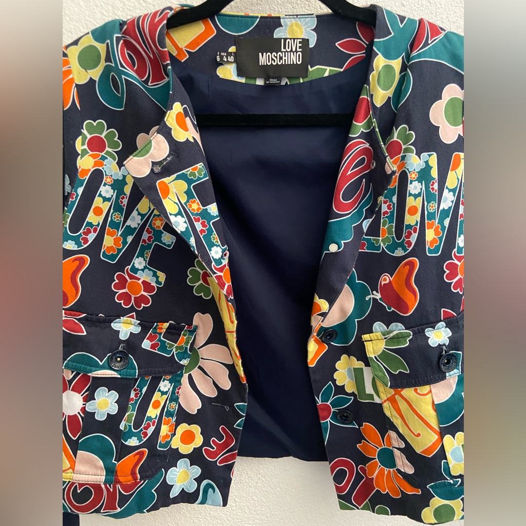 Love Moschino Size 4